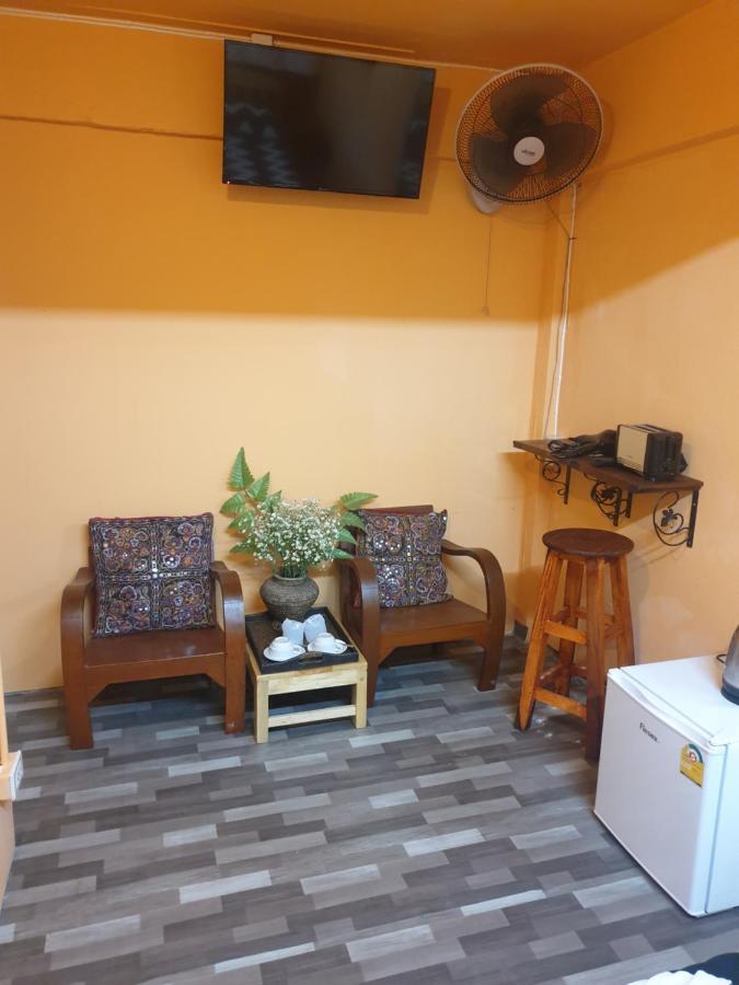 הוסטל צ'יאנג מאי Keta' Jungle Trek House מראה חיצוני תמונה